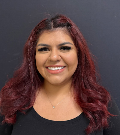 Dental assistant Cynthia